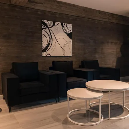 Lodge Premier 401 3 Bed Paphos