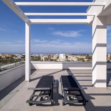 Lodge Premier 401 3 Bed Paphos