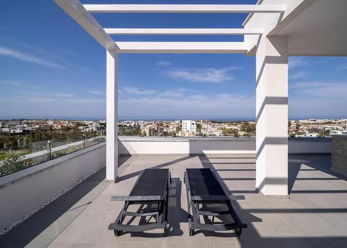 Lodge Premier 401 3 Bed Paphos