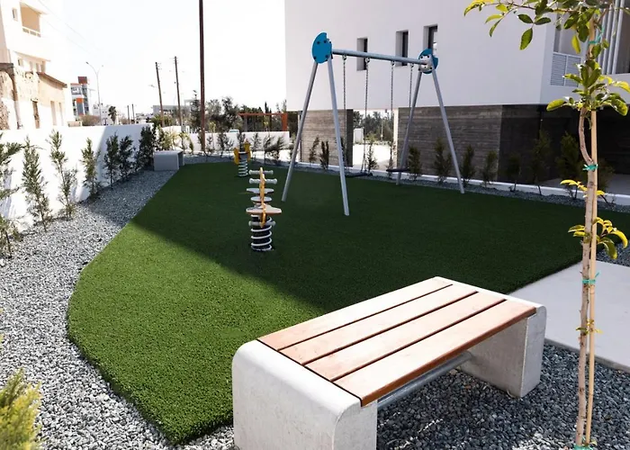 Alojamento de Turismo Selvagem Premier 401 3 Bed Pafos